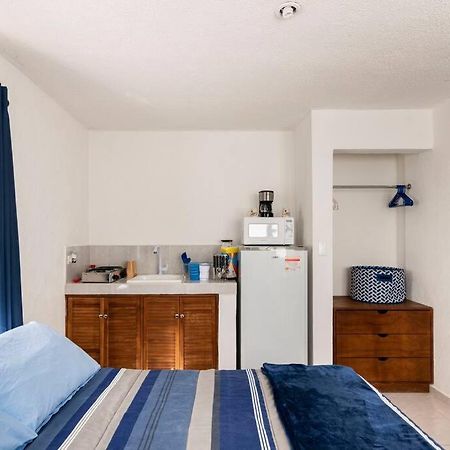 Micro Studio Perfect For Backpackers, Couples, 3 Min Drive To Playa El Nino Cancún Exterior foto