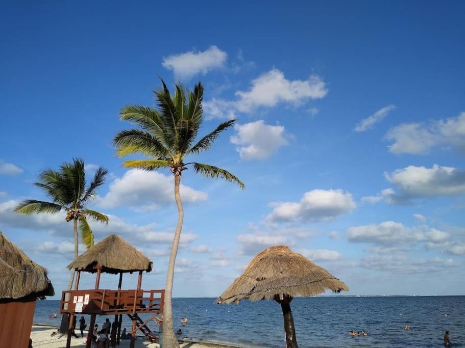 Micro Studio Perfect For Backpackers, Couples, 3 Min Drive To Playa El Nino Cancún Exterior foto